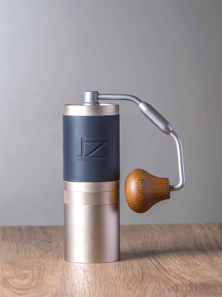 1Zpresso J macinacaffè manuale - Coffee Grinder Burr recensione e prezzo
