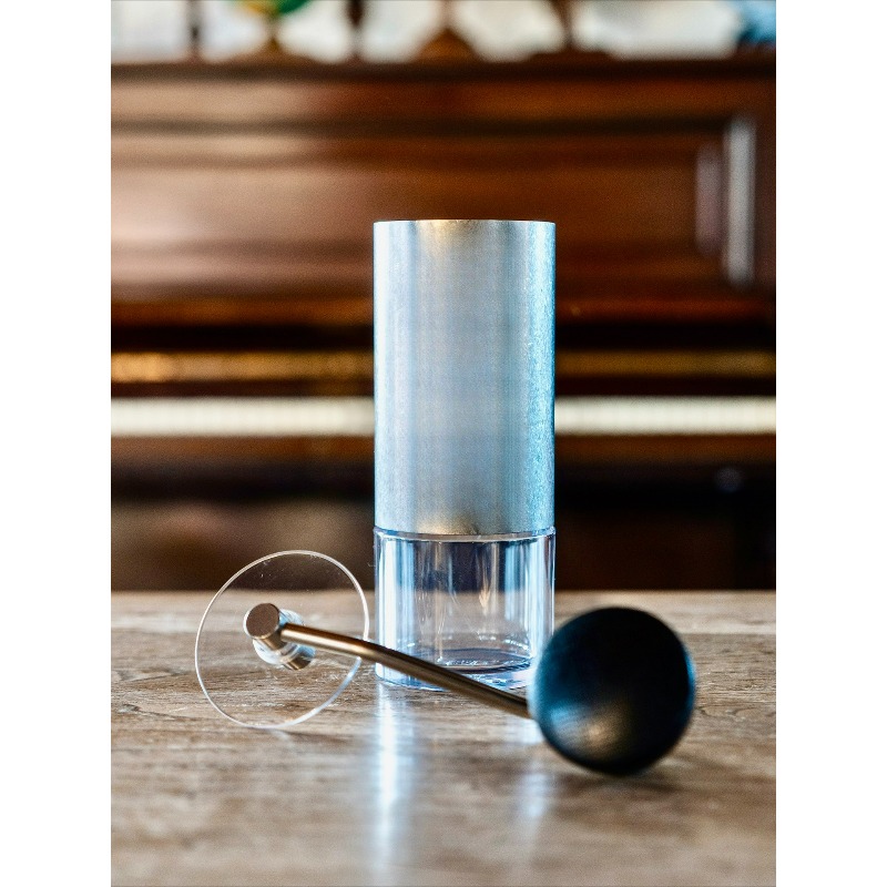 Macinacaffè Manuale Commander  - Coffee Grinder Burr recensione e prezzo